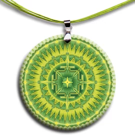 Sugárzó egészség mandala - medál 4 cm Ø